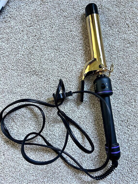 Hot Tools Pro Signature 1-1/2" Gold Hair Curling Wand
